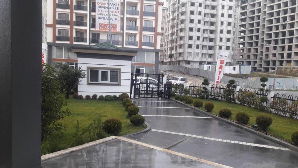 Barbaros Hayrettin Pasa Mahallesi, 2302. Sokak D:2a/1, 34522 Esenyurt/istanbul, Turkije *